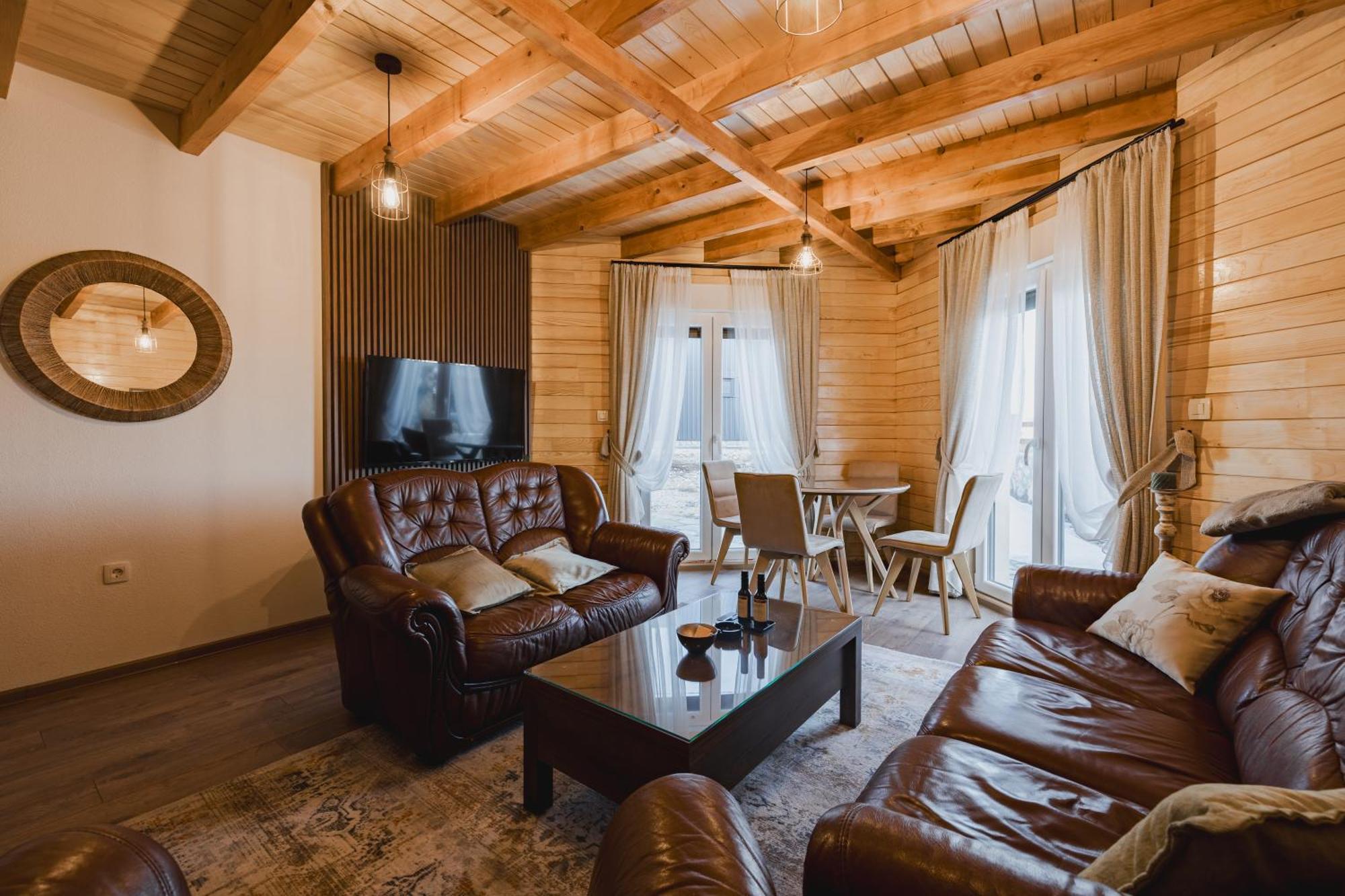 Mountain House Ivanovic Moticki Gaj Buitenkant foto